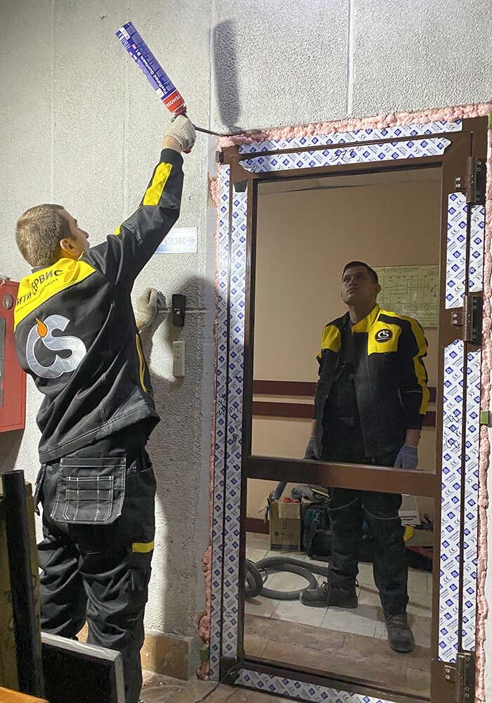 montazh-dverey-i0lyukov1